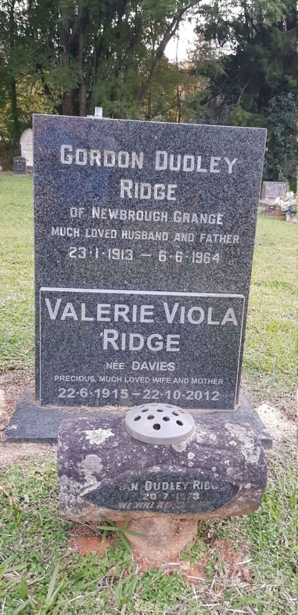 RIDGE Gordon Dudley 1913-1964 &amp; Valerie Viola DAVIES 1915-2012 :: RIDGE Ian Dudley -1973