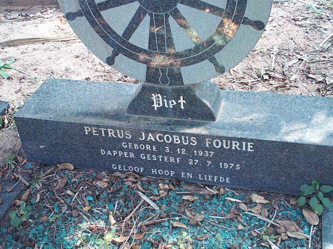 FOURIE Petrus Jacobus 1937-1975