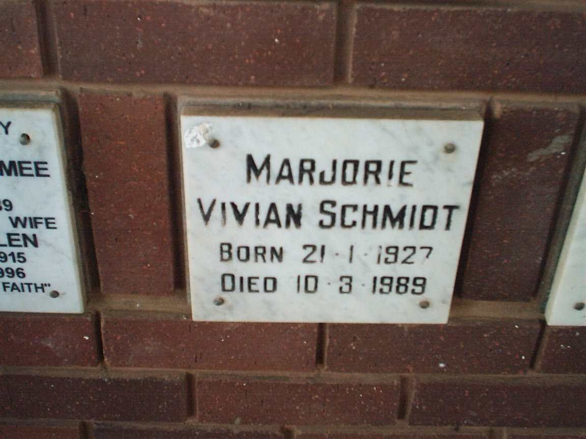 SCHMIDT Marjorie Vivian 1927-1989