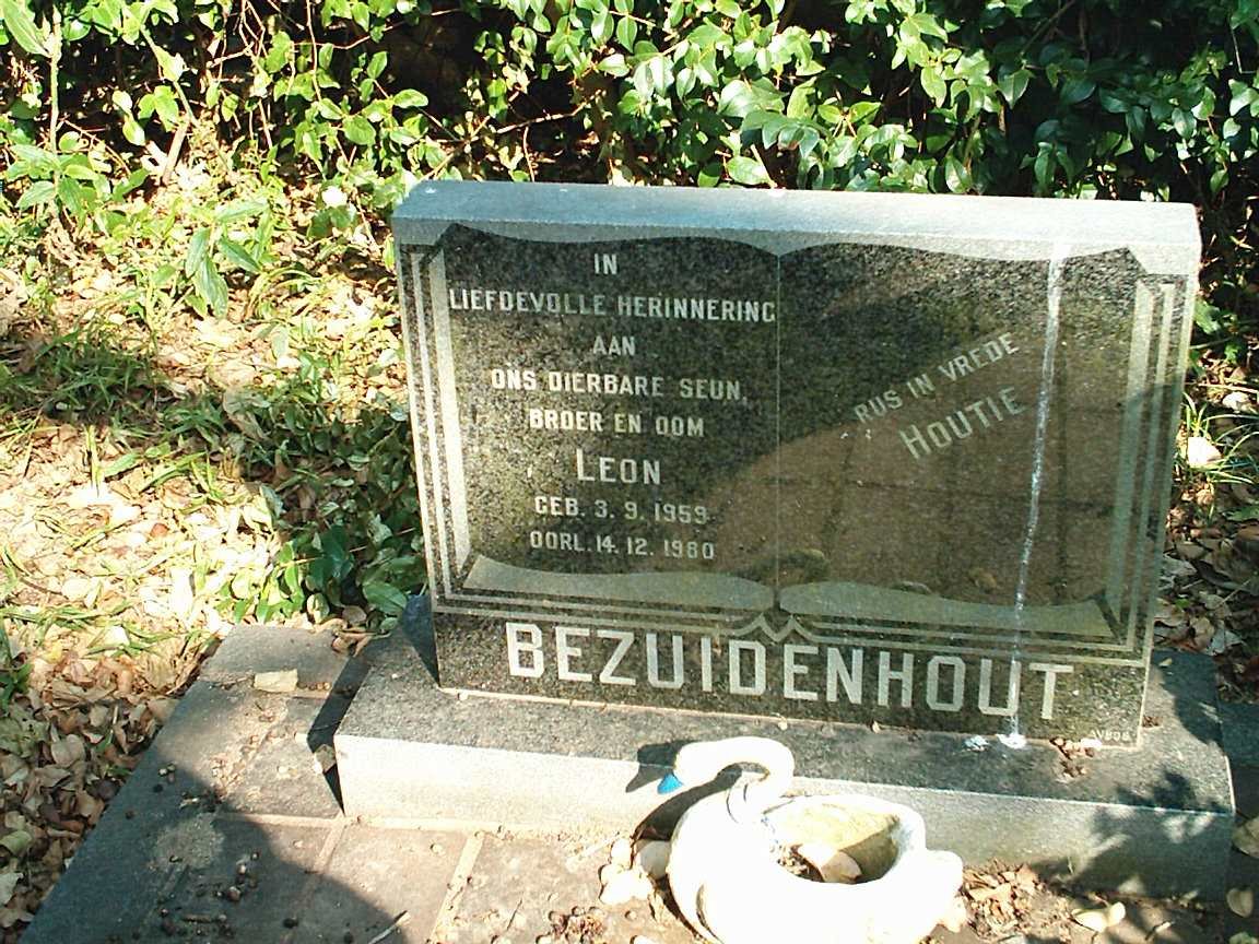 BEZUIDENHOUT Leon 1959-1980