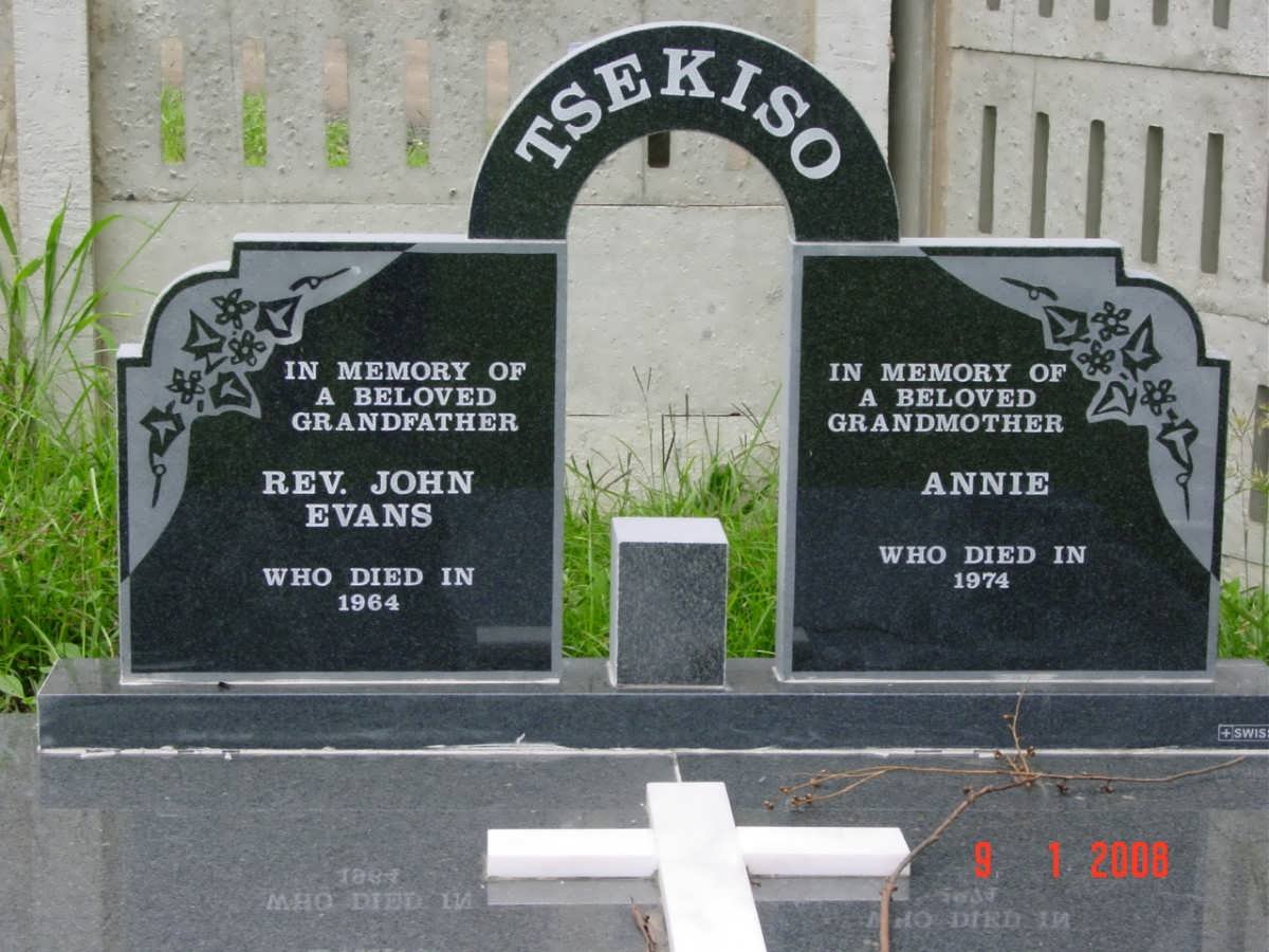 TSEKISO John Evans  -1964 &amp; Annie -1974