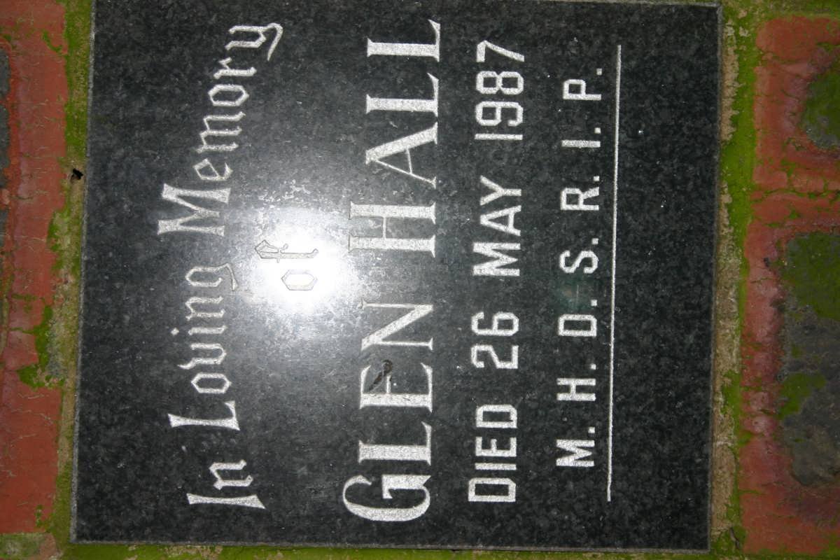 HALL Glen -1987