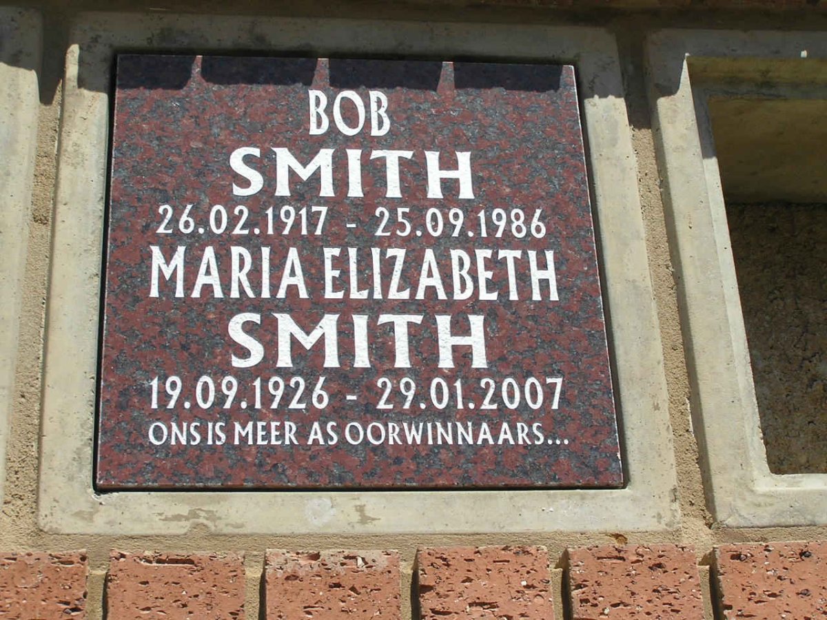 SMITH Bob 1917-1986 &amp; Maria Elizabeth 1926-2007