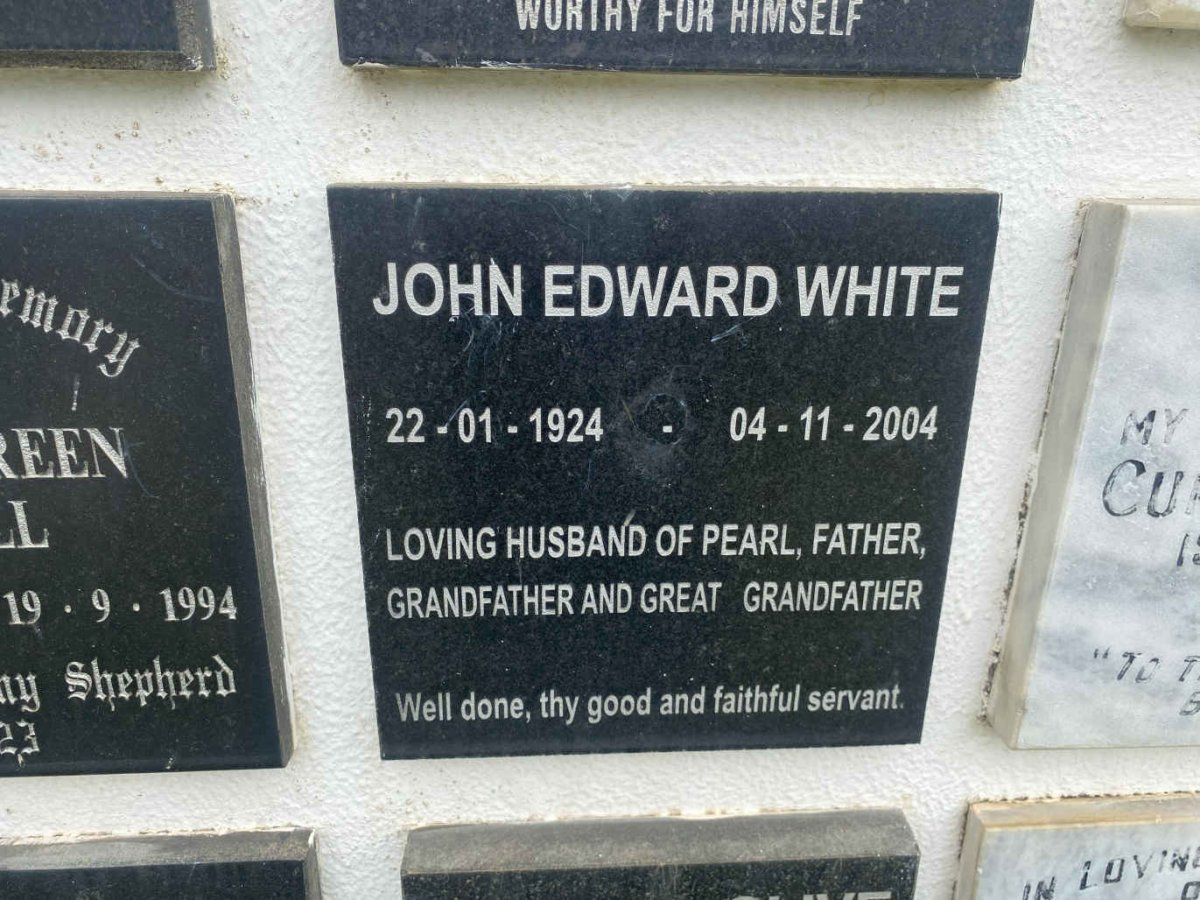 WHITE John Edward 1924-2004