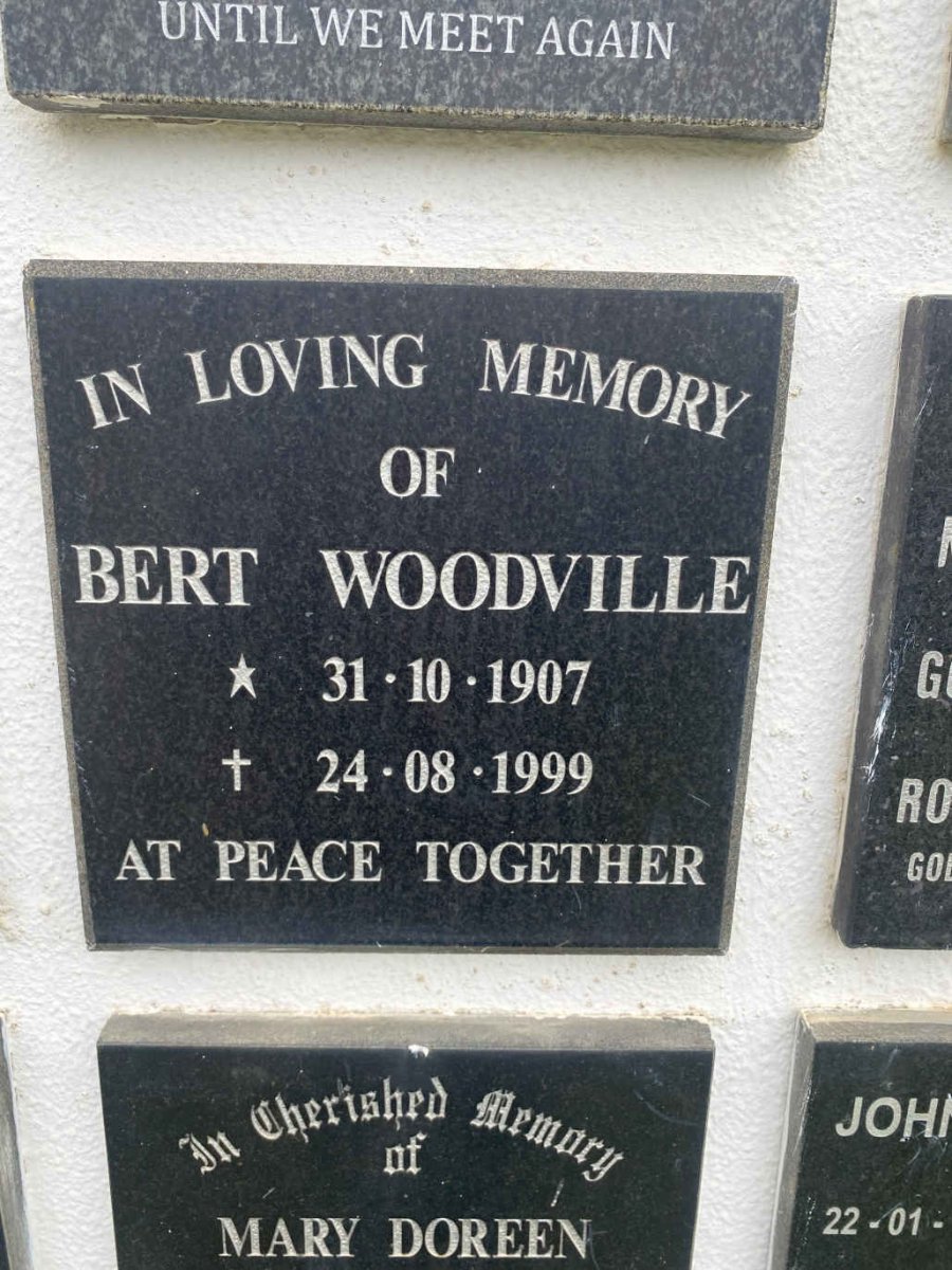 WOODVILLE Bert 1907-1999