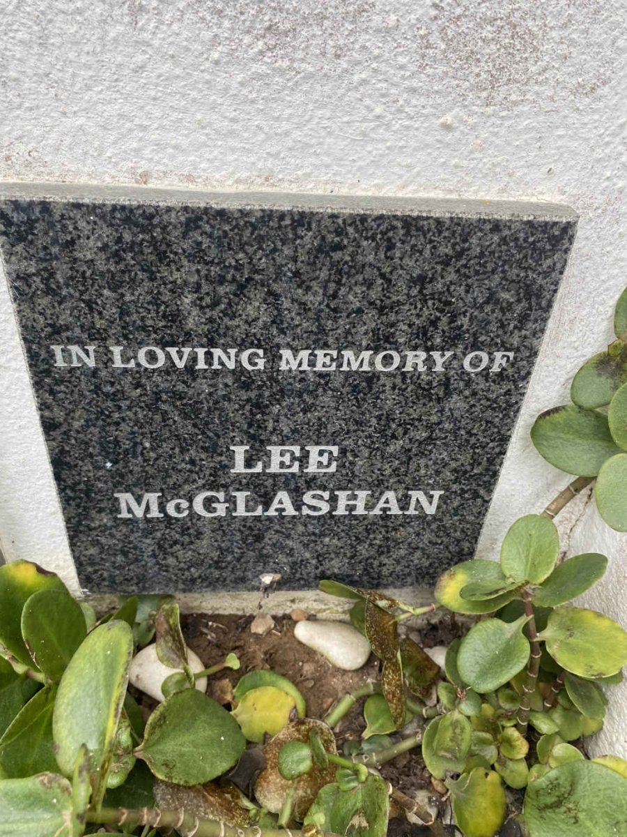 McGLASHAN Lee