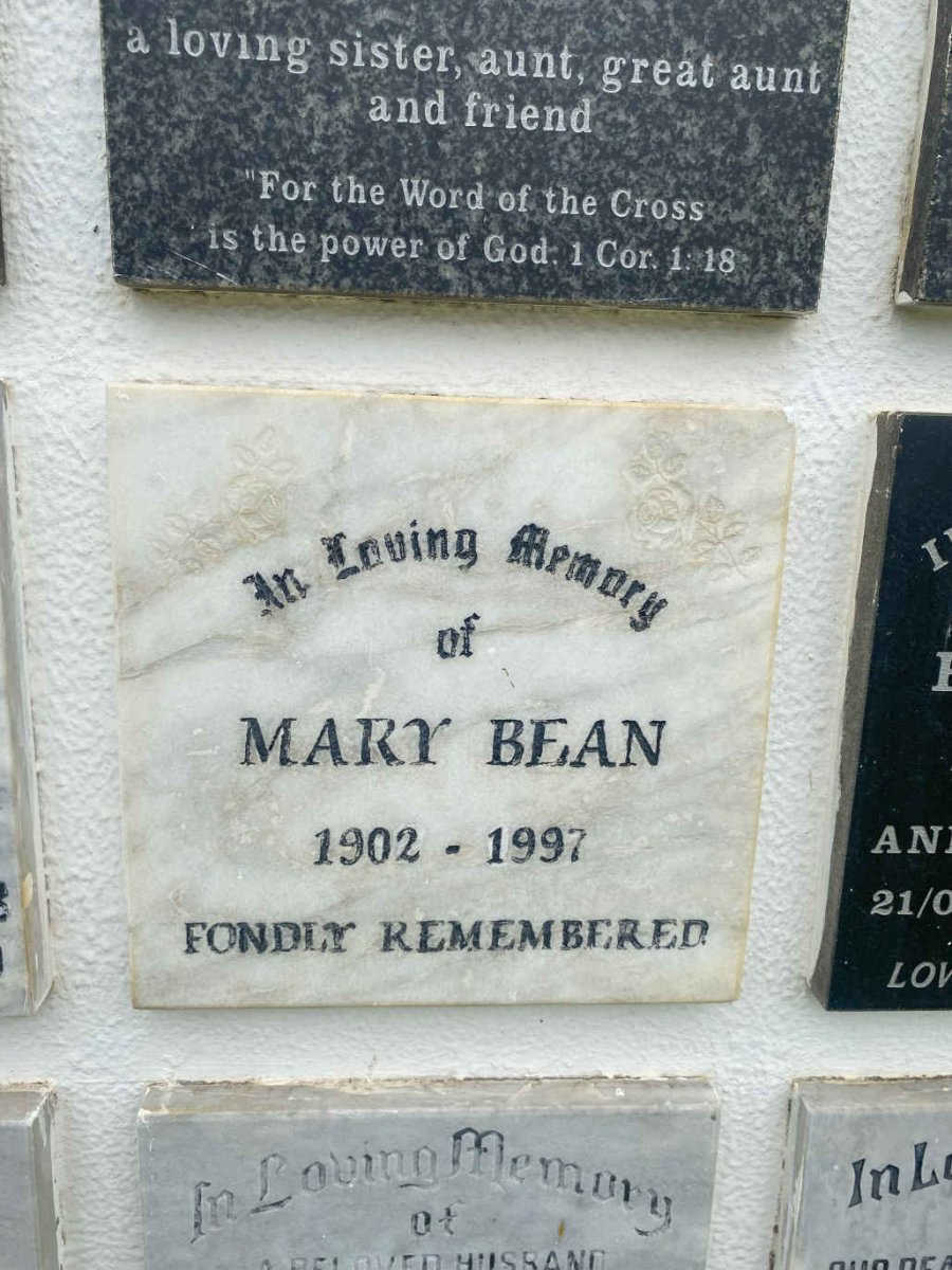 BEAN Mary 1902-1997