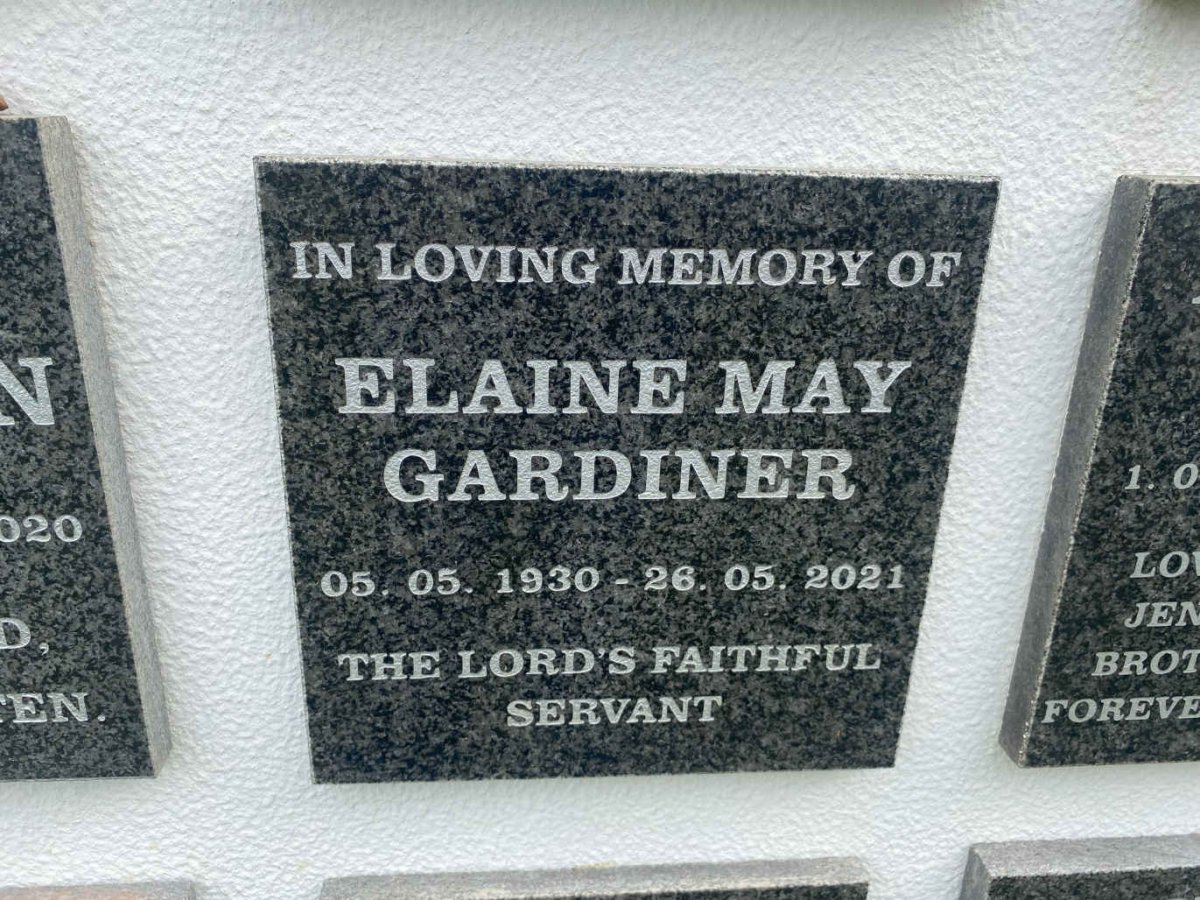 GARDINER Elaine May 1930-2021
