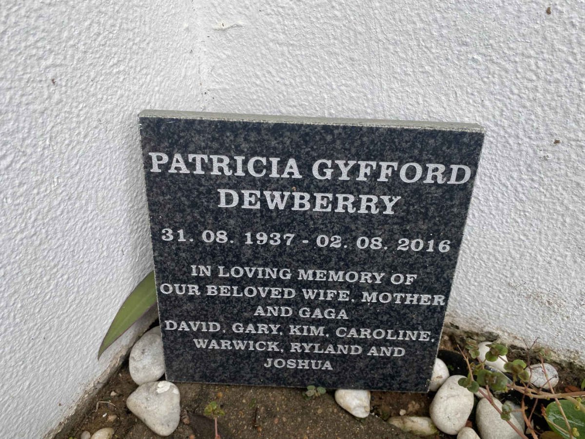 DEWBERRY Patricia Gyfford 1937-2016