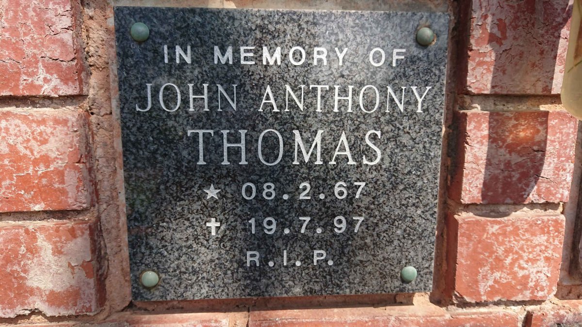 THOMAS John Anthony 1967-1997