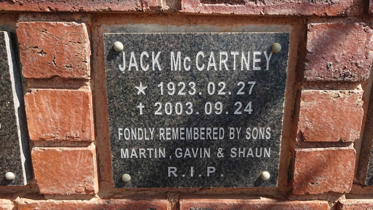 McCARTNEY Jack 1923-2003