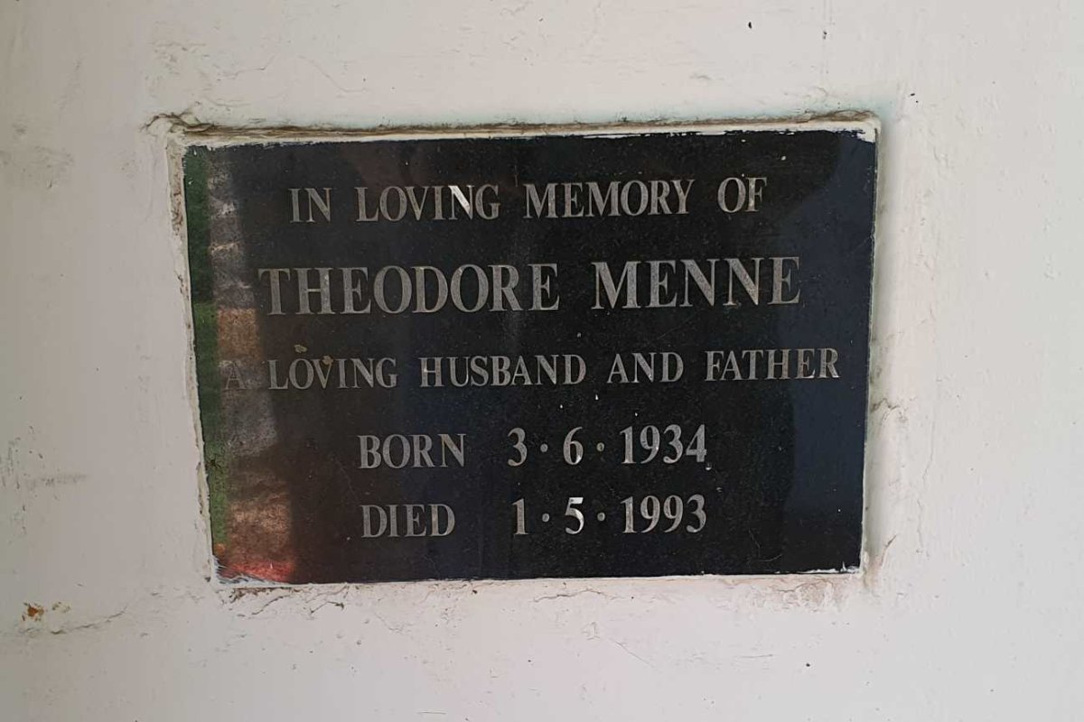 MENNE Theodore 1934-1993