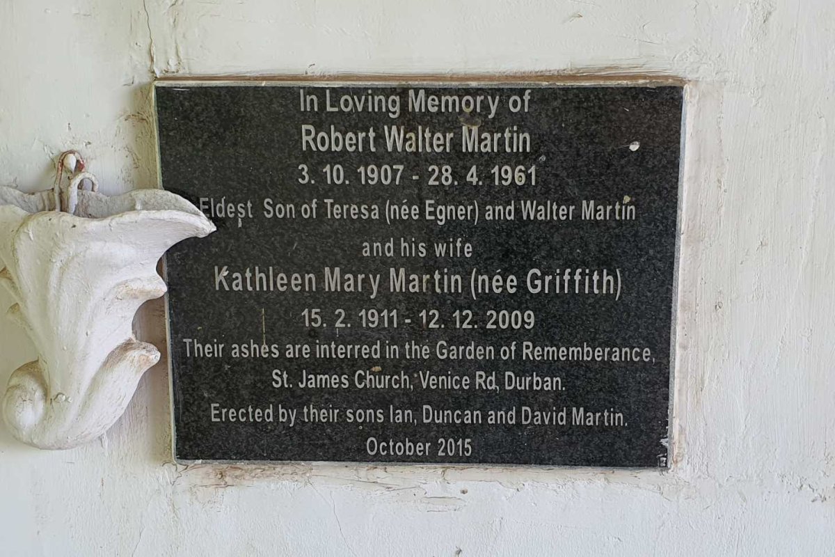 MARTIN Robert Walter 1907-1961 &amp; Kathleen Mary GRIFFITH 1911-2009