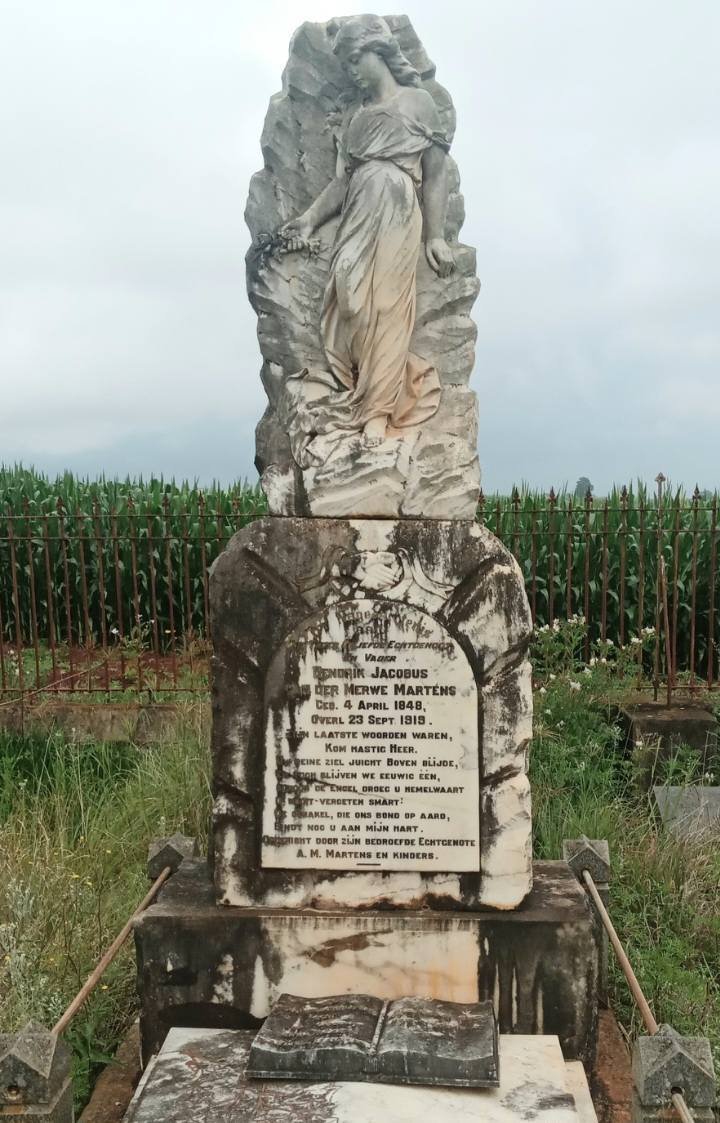 MARTENS Hendrik Jacobus Van der Merwe 1848-1919 & Anna Maria Isabella 1858-1943_1