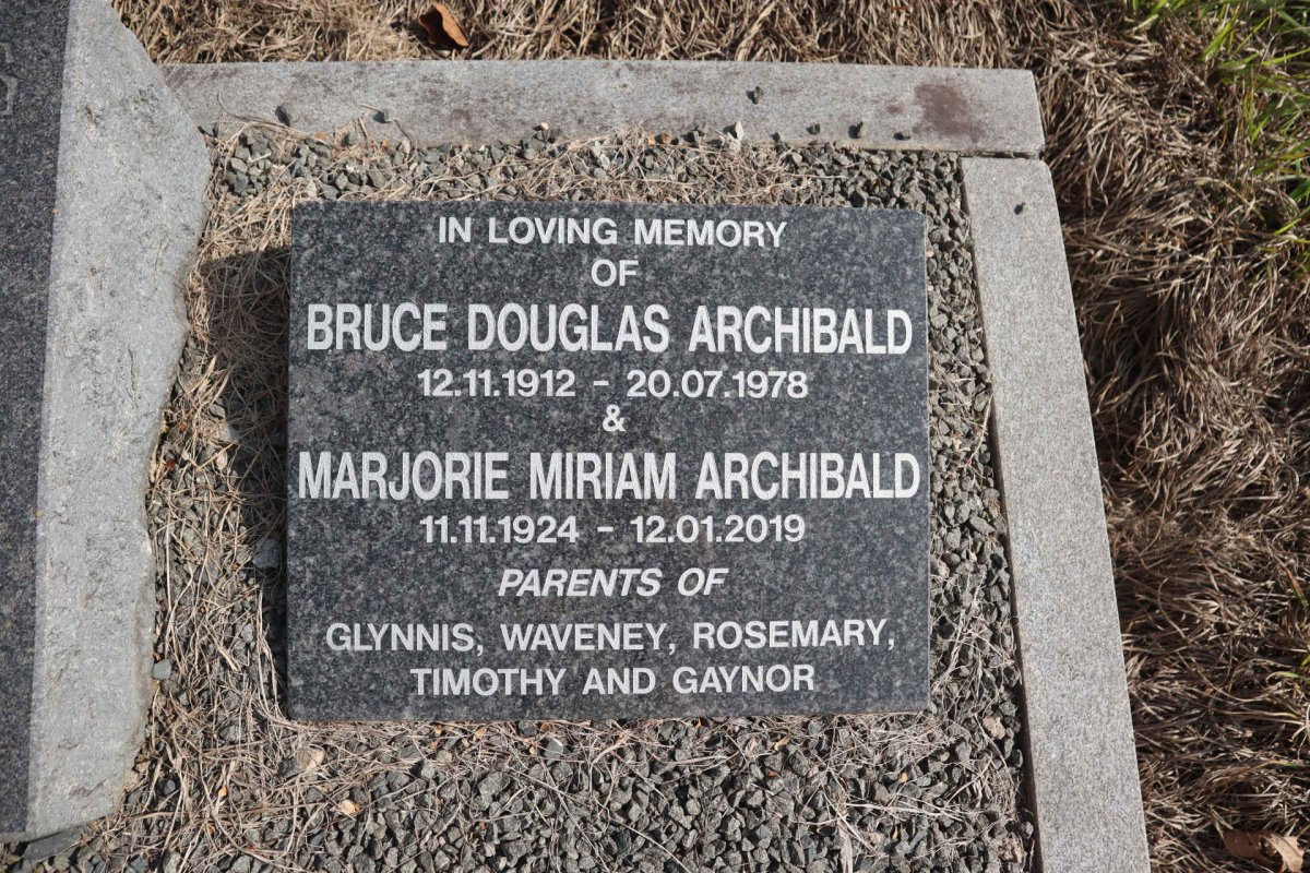 ARCHIBALD Bruce Douglas 1912-1978 & Marjorie Miriam 1924-2019