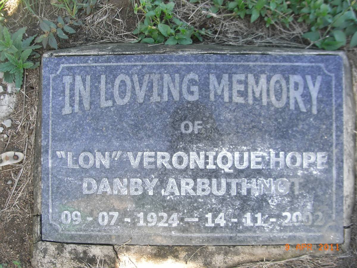 ARBUTHNOT Veronique Hope Danby 1924-2002