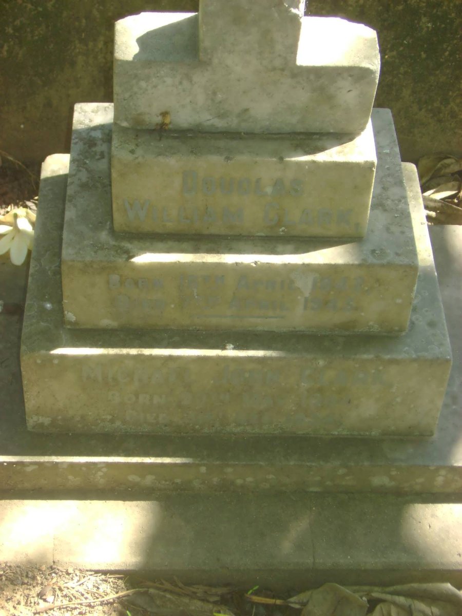 CLARK Michael John :: CLARK Douglas William 1943-1943