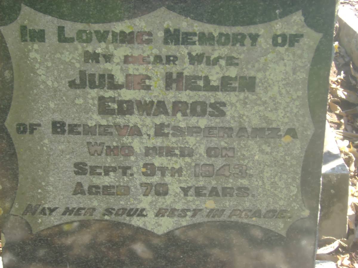 EDWARDS Julie Helen -1943