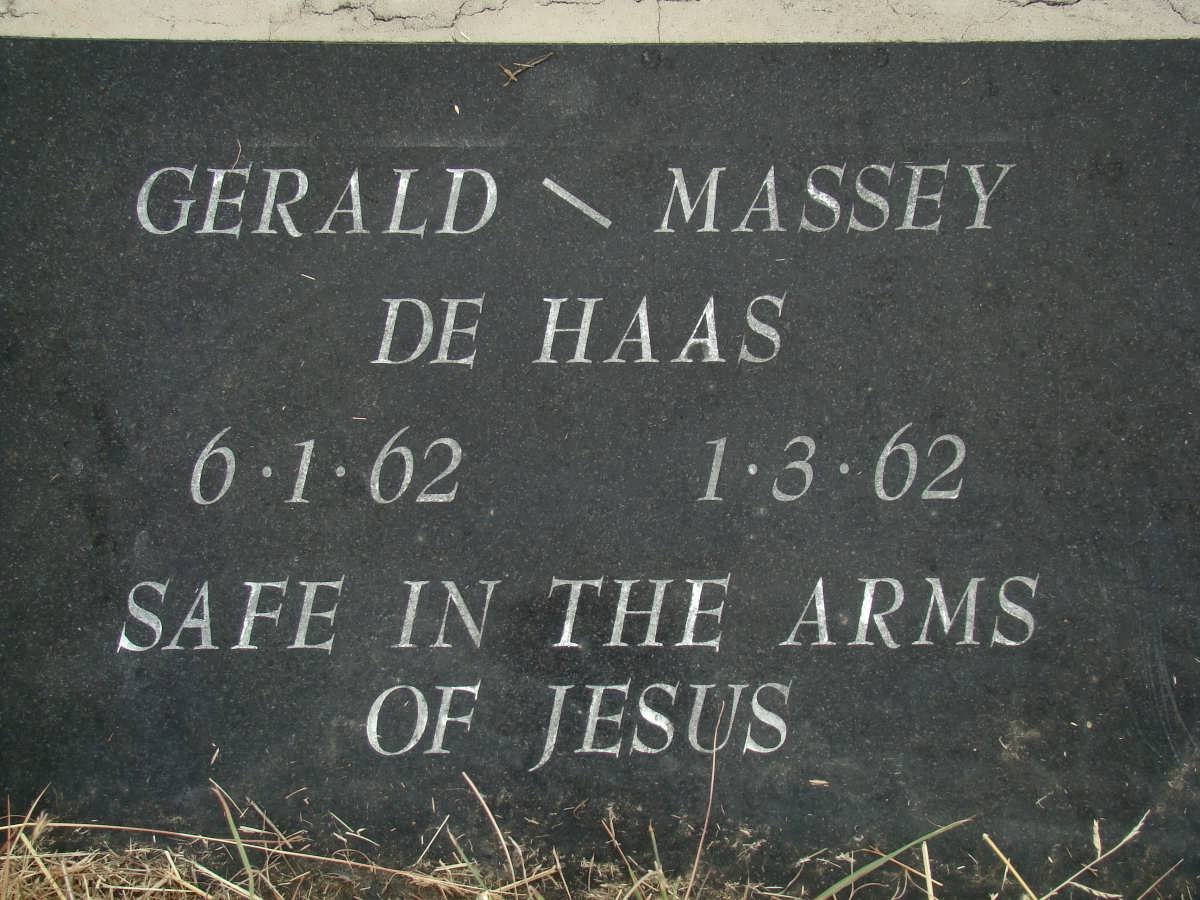 HAAS Gerald Massey, de 1962-1962