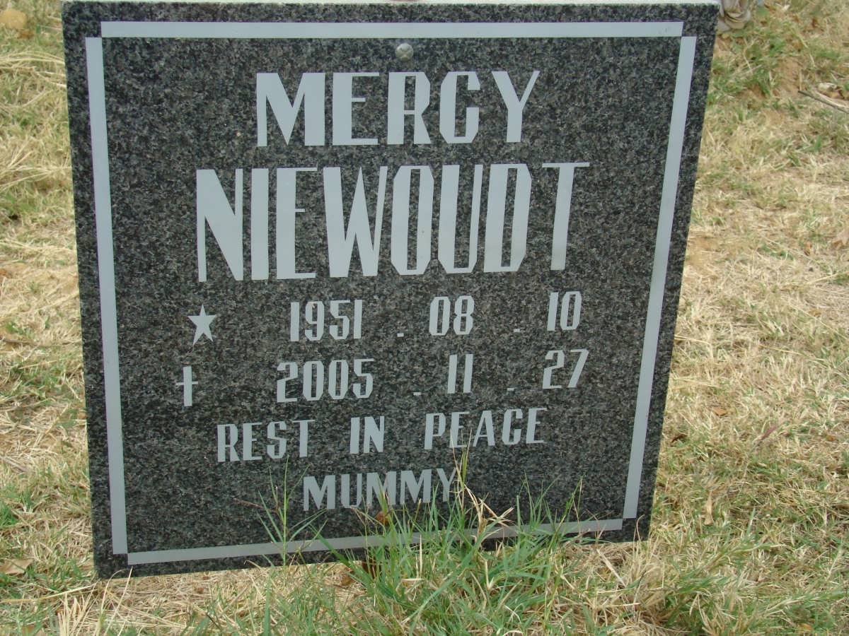 NIEWOUDT Mercy 1951-2005