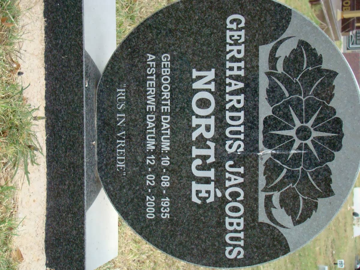 NORTJE Gerhardus Jacobus 1935-2000
