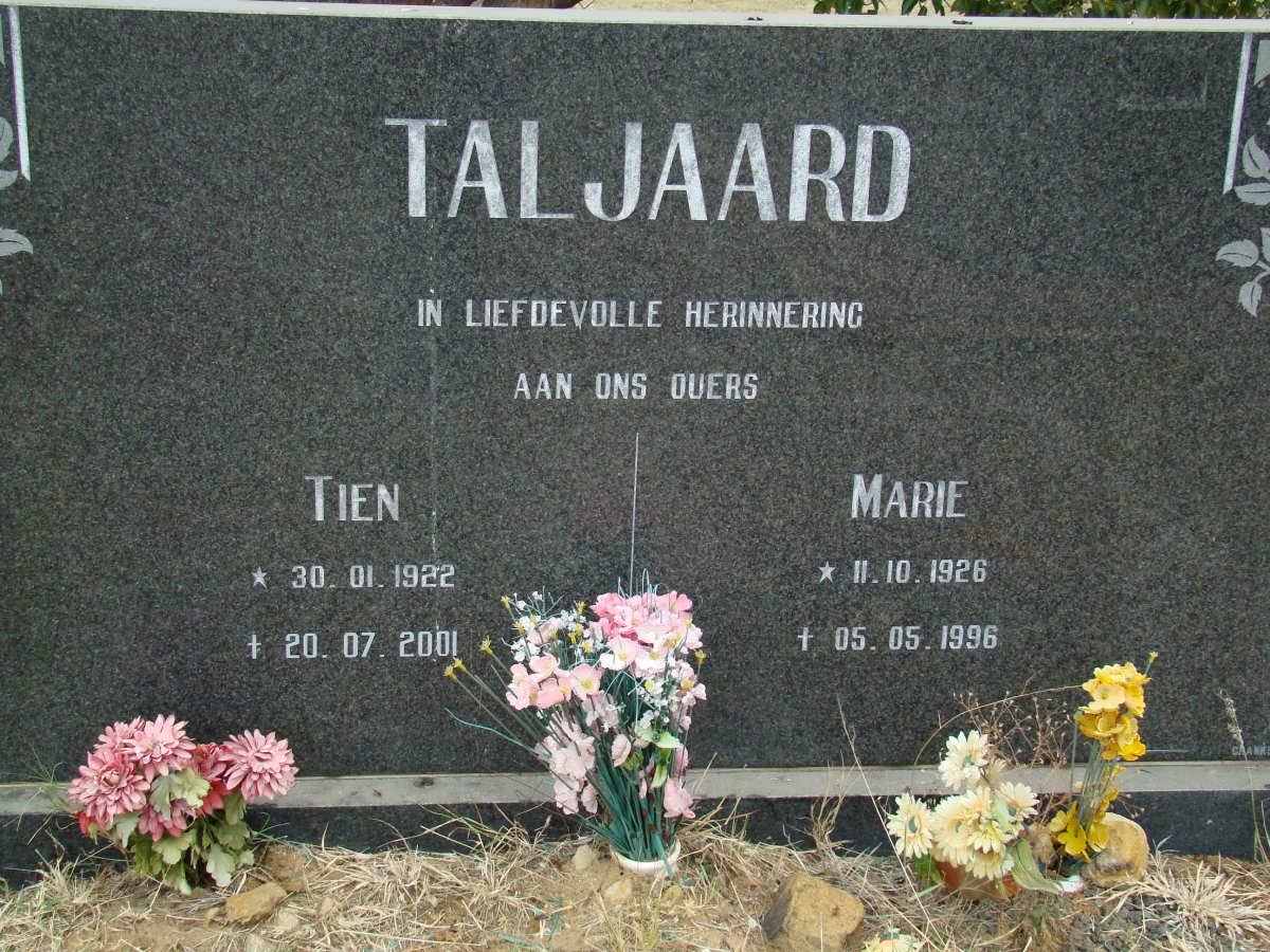 TALJAARD Tien 1922-2001 &amp; Marie 1926-1996