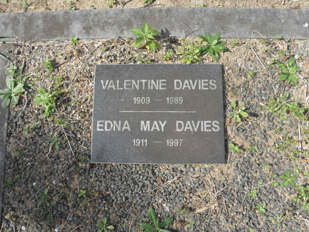DAVIES Valentine 1909-1989 &amp; Edna May 1911-1997