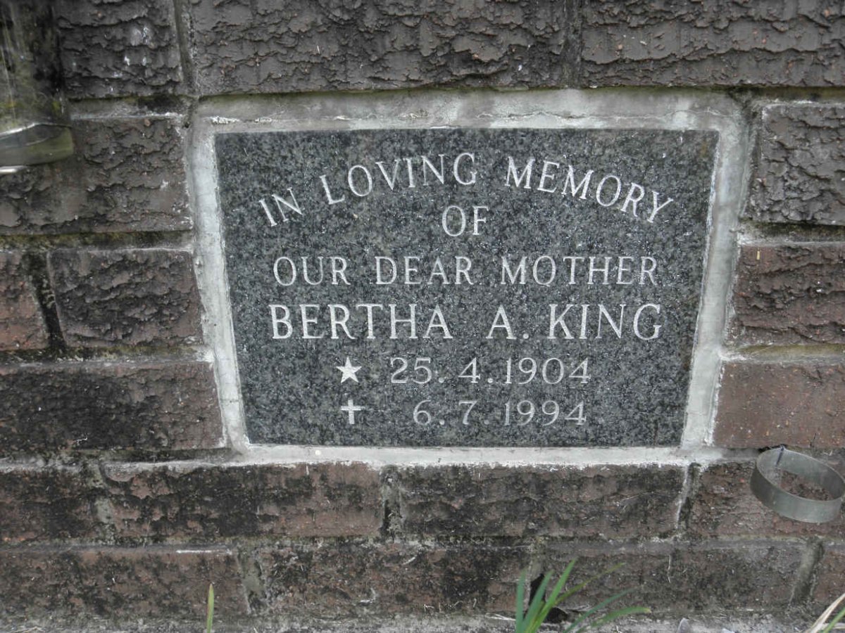 KING Bertha A. 1904-1994