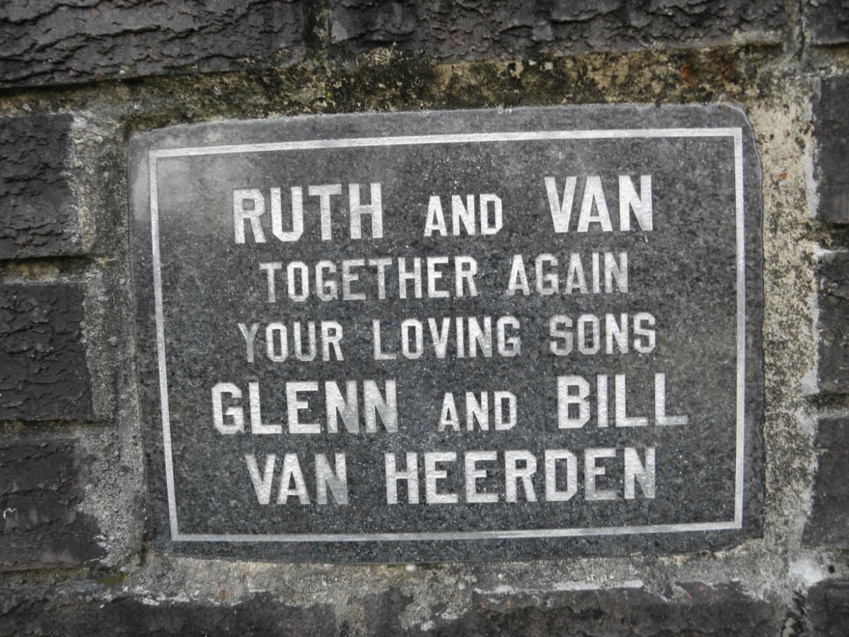 HEERDEN Van, van &amp; RUTH