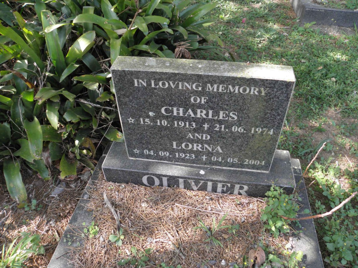 OLIVIER Charles 1913-1974 &amp; Lorna 1923-2004