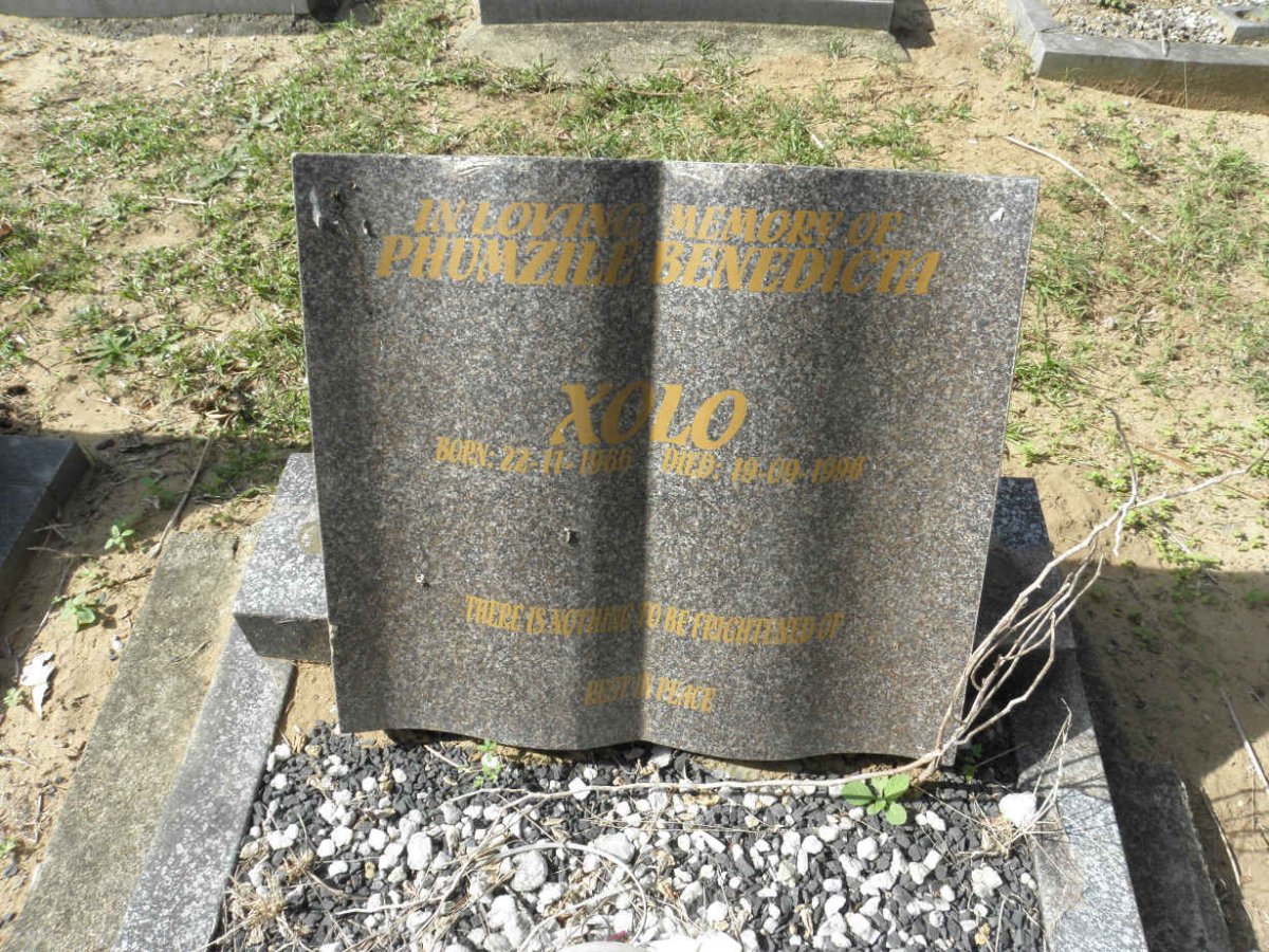 XOLO Phumzile  Benedicta 1966-1996
