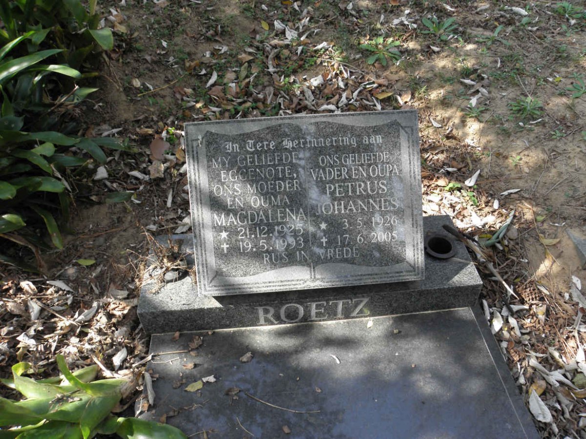 ROETZ Petrus Johannes 1926-2005 &amp; Magdalena 1925-1993