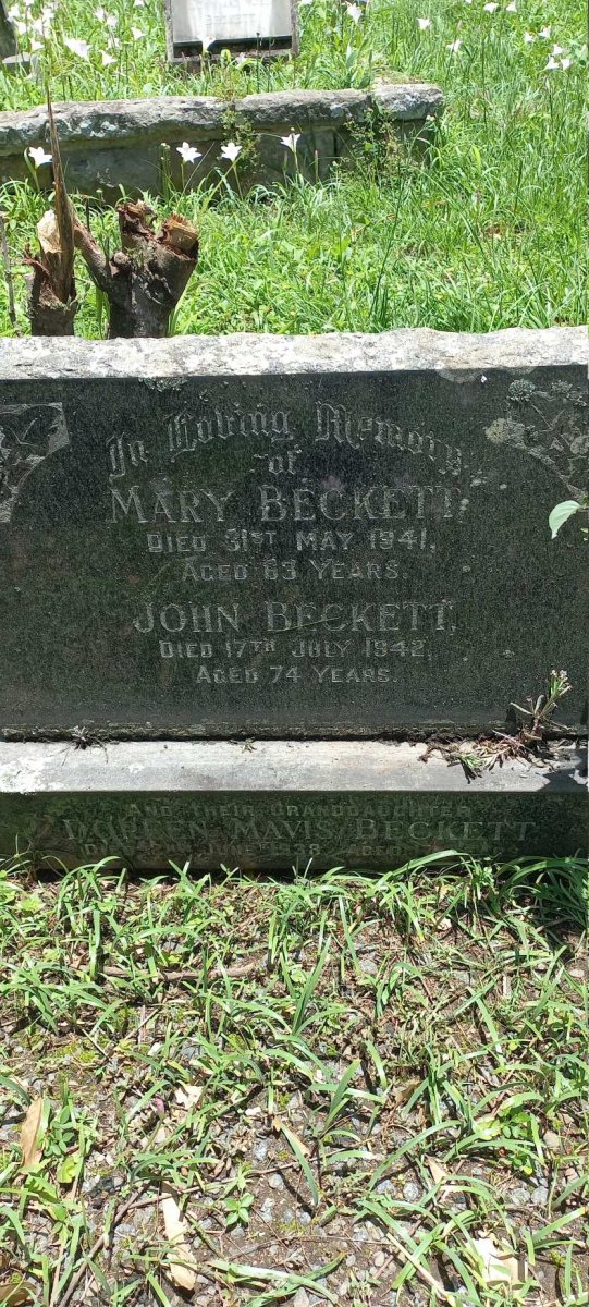 BECKETT John -1942 & Mary -1941 :: BECKETT Doreen Mavis -1938