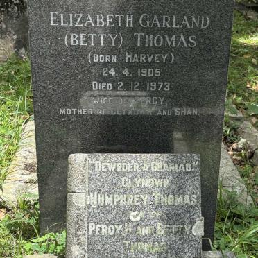 THOMAS Elizabeth Garland nee HARVEY 1905-1973 :: THOMAS Glyndwr Humphrey 1937-1943 _1