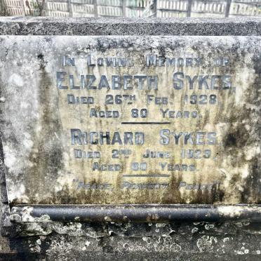 SYKES Richard -1929 & Elizabeth -1928