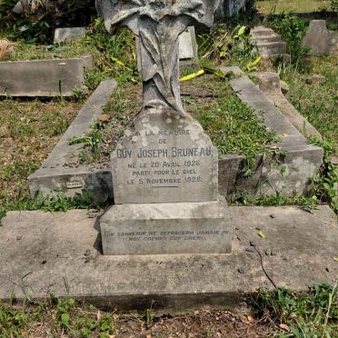 BRUNEAU Guy Joseph 1926-1928