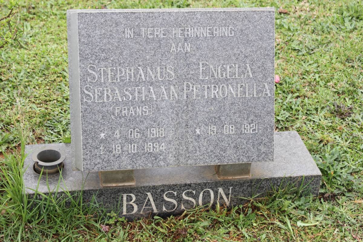 BASSON Stephanus Sebastiaan 1918-1994 &amp; Engela Petronella 1921-