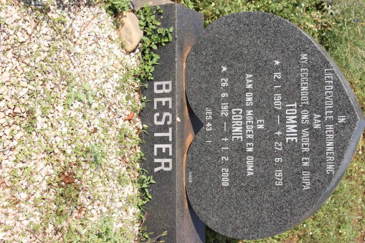 BESTER Tommie 1907-1979 &amp; Cornie 1912-2000
