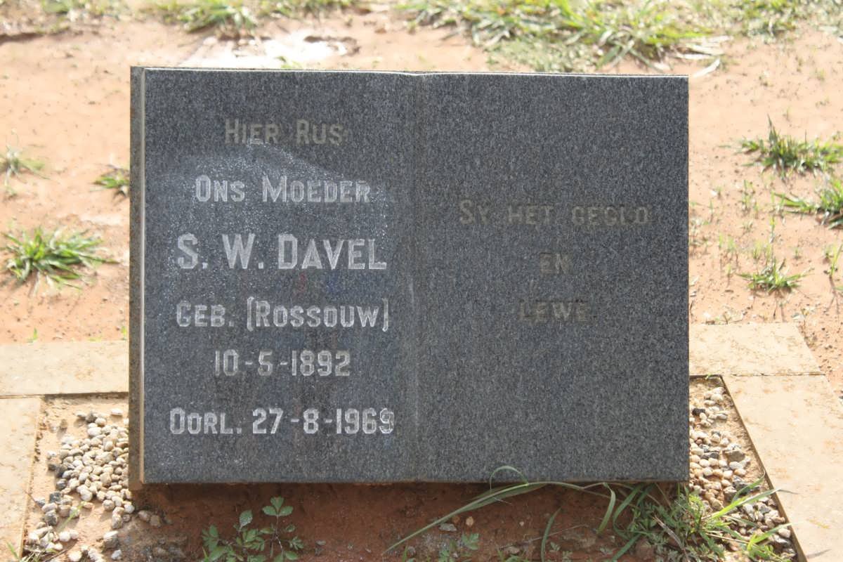 DAVEL S.W. nee ROSSOUW 1892-1969