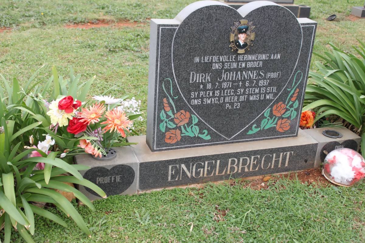 ENGELBRECHT Dirk Johannes 1971-1997