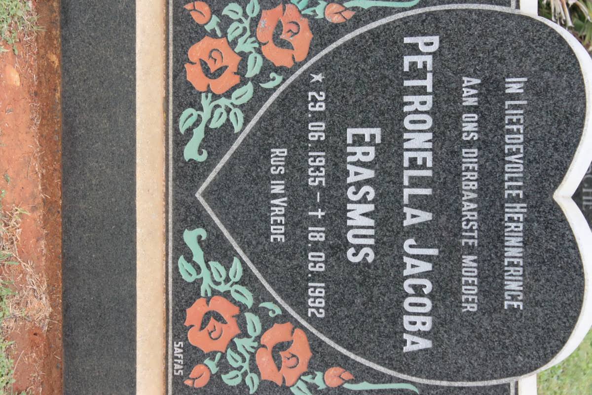ERASMUS Petronella Jacoba 1935-1992