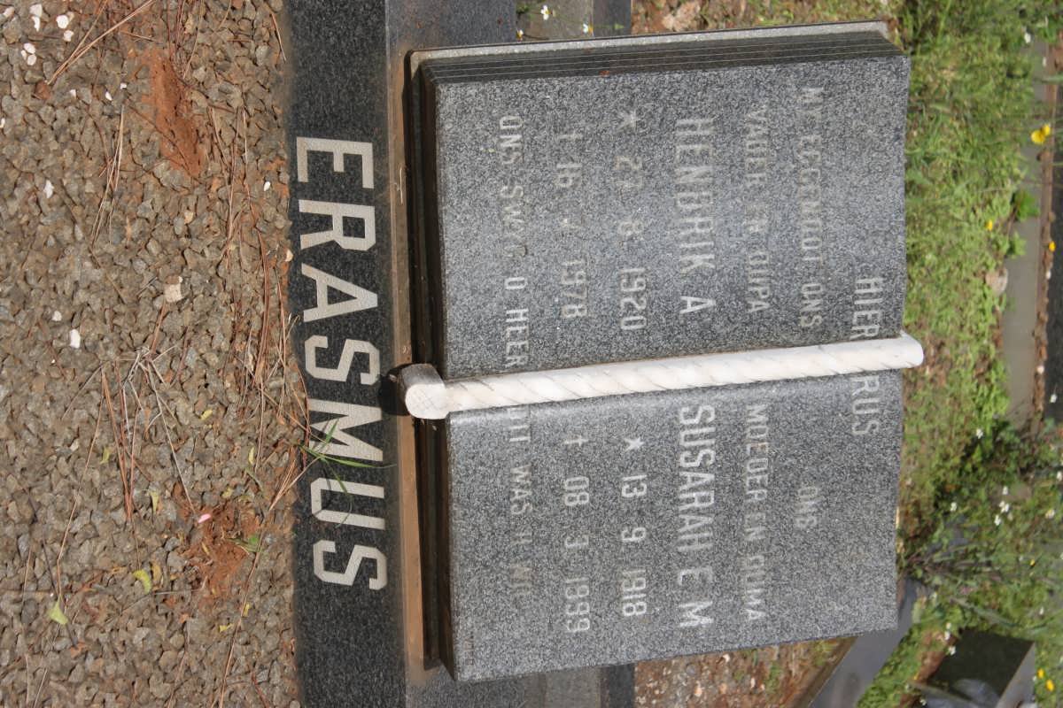ERASMUS Hendrik A. 1920-1978 &amp; Susarah E.M. 1918-1999
