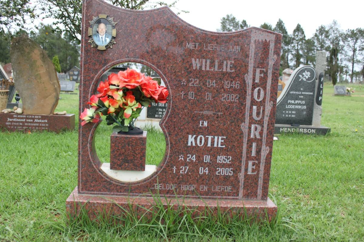 FOURIE Willie 1946-2002 &amp; Kotie 1952-2005