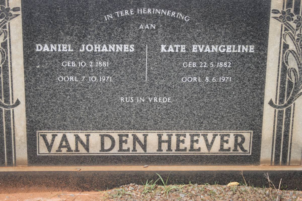 HEEVER Daniel Johannes, van den 1881-1971 &amp; Kate Evangelina 1882-1971