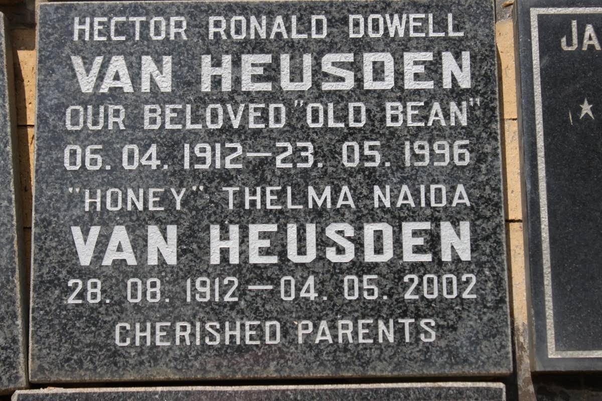 HEUSDEN Hector Ronald Dowell 1912-1996 &amp; Thelma Naida 1912-2002