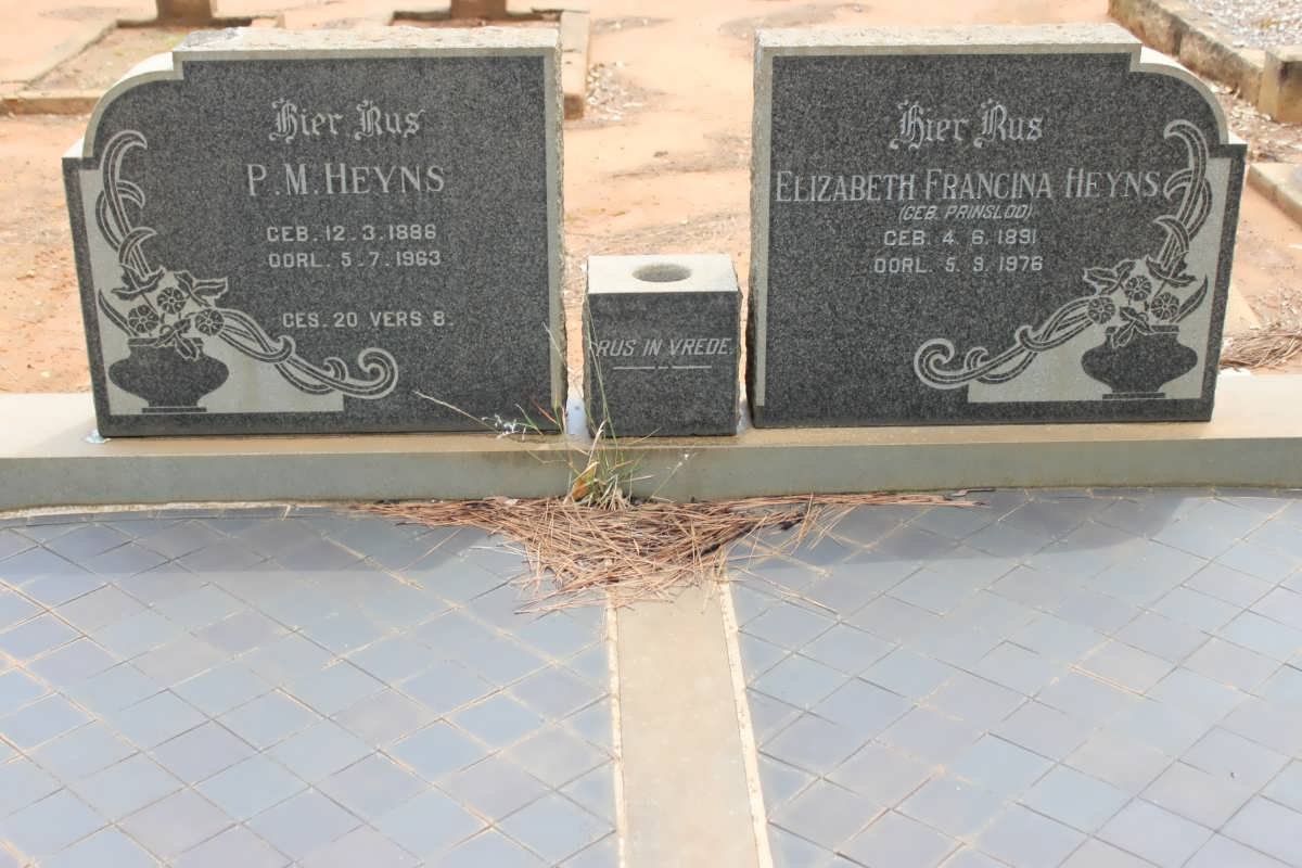 HEYNS P.M. 1886-1963 &amp; Elizabeth Francina PRINSLOO 1891-1976