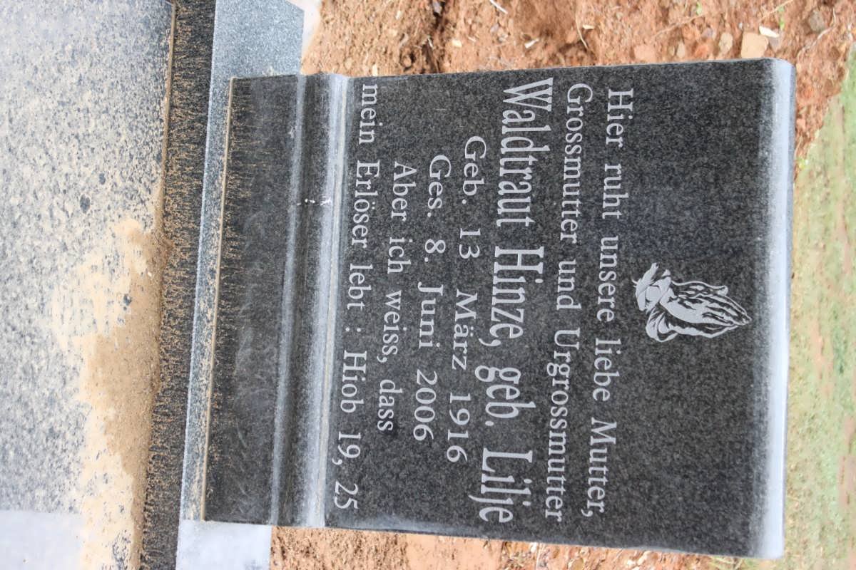 HINZE Waldtraut nee LILJE 1916-2006