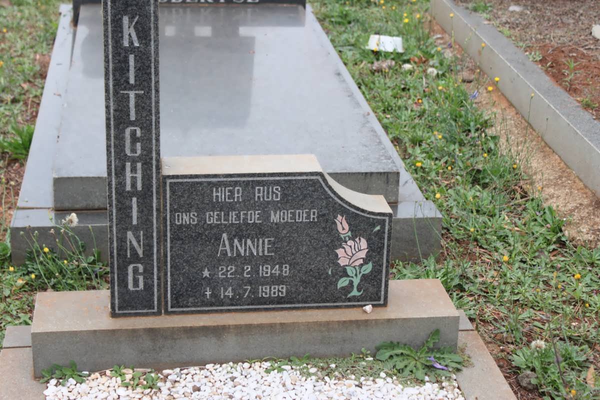 KITCHING Annie 1948-1989