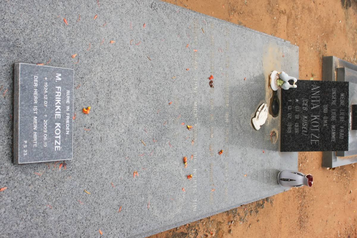 KOTZE M. Frikkie 1924-2009 &amp; Anita KÜSEL 1936-1989