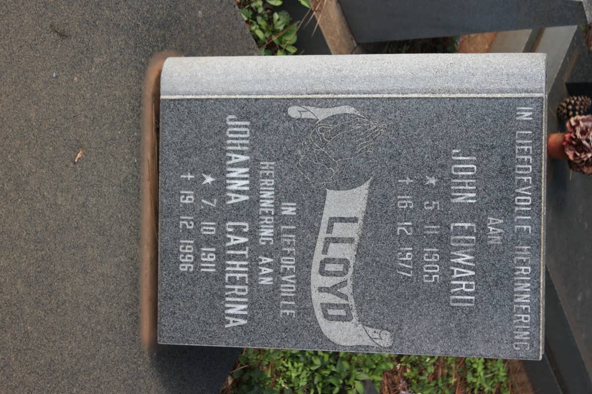 LLOYD John Edward 1905-1977 &amp; Johanna Catherina 1911-1996